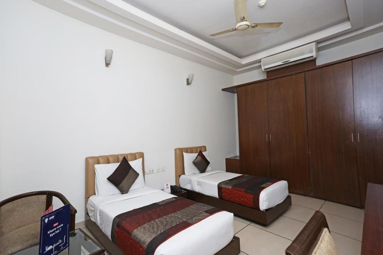 Capital O 1391 Hotel Pushpa Vilas Ghaziabad Bagian luar foto