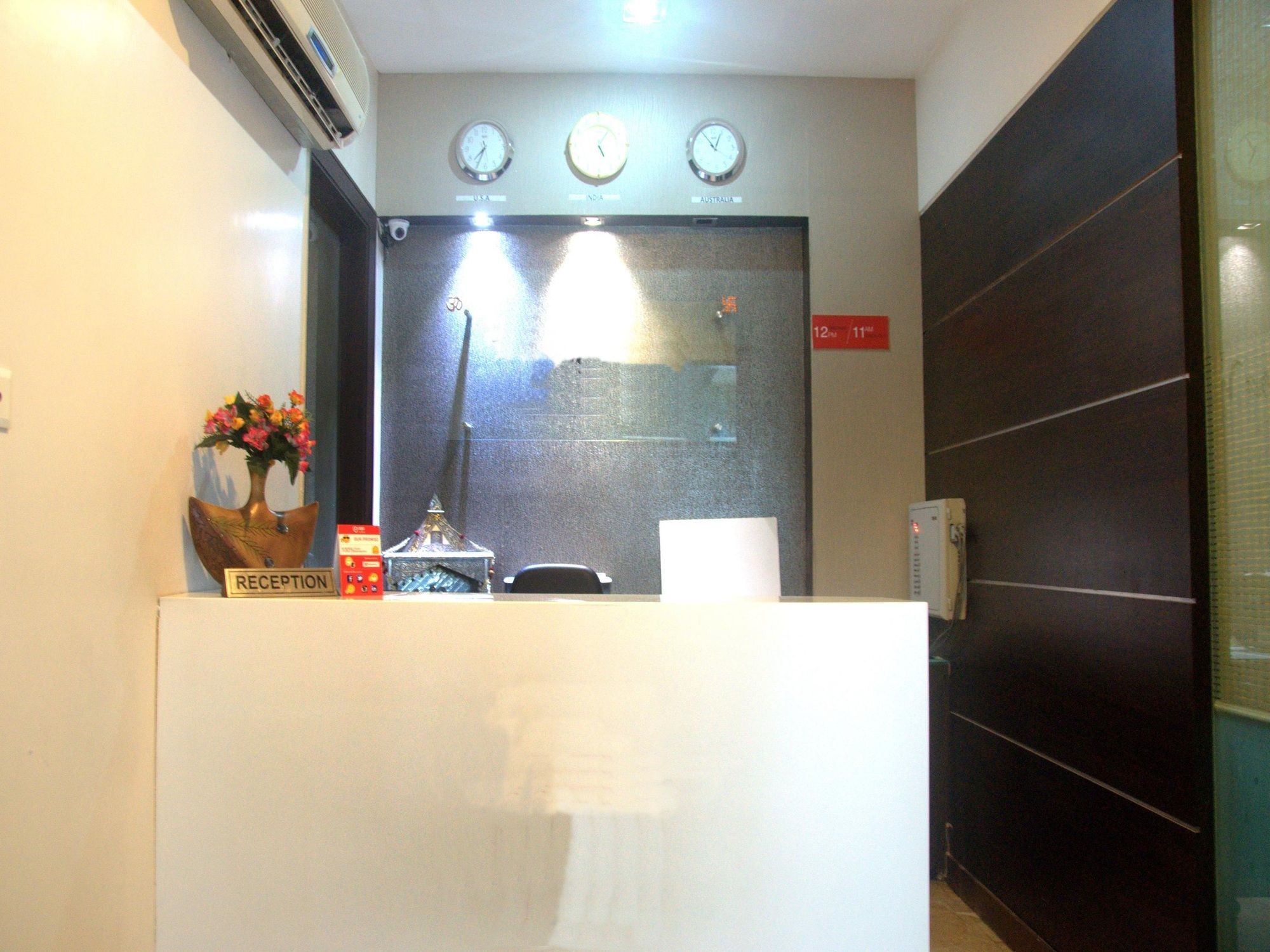Capital O 1391 Hotel Pushpa Vilas Ghaziabad Bagian luar foto